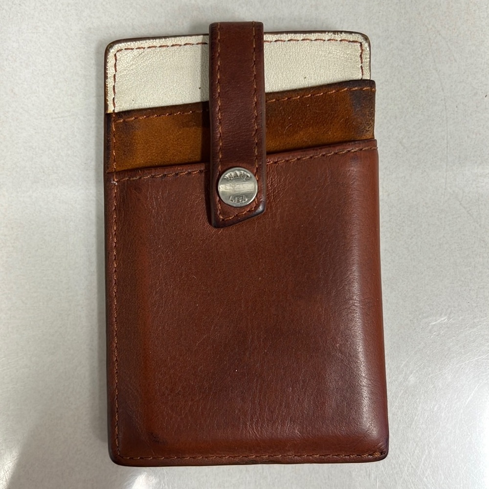 WANT Les Essentials De La Vie leather cardholder